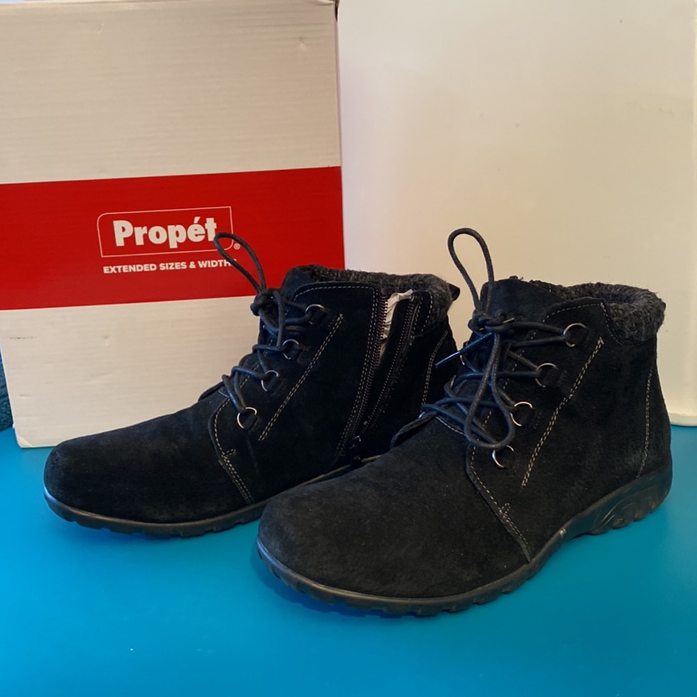 Barely worn - Propet black winter booties boots - Picture 2 of 16